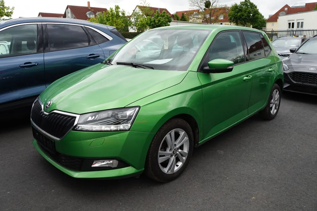 Skoda Fabia 1.0 TSI STYLE*MIRROR LINK*KAMERA*VOLL LED* Image 3